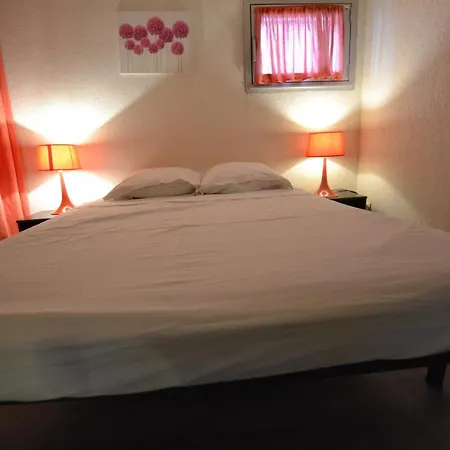 Holiday home Naturiste 